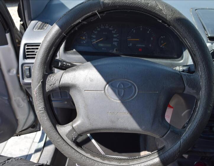 Toyota Picnic 27