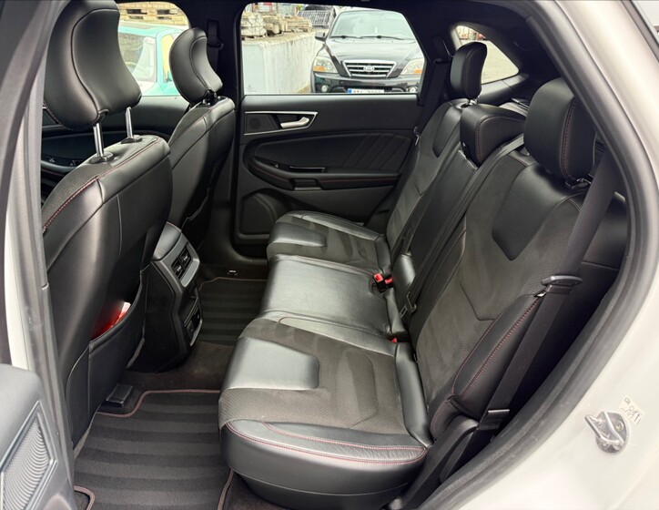 Ford Edge 25