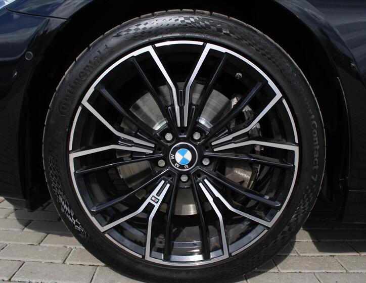 BMW Řada 5 9