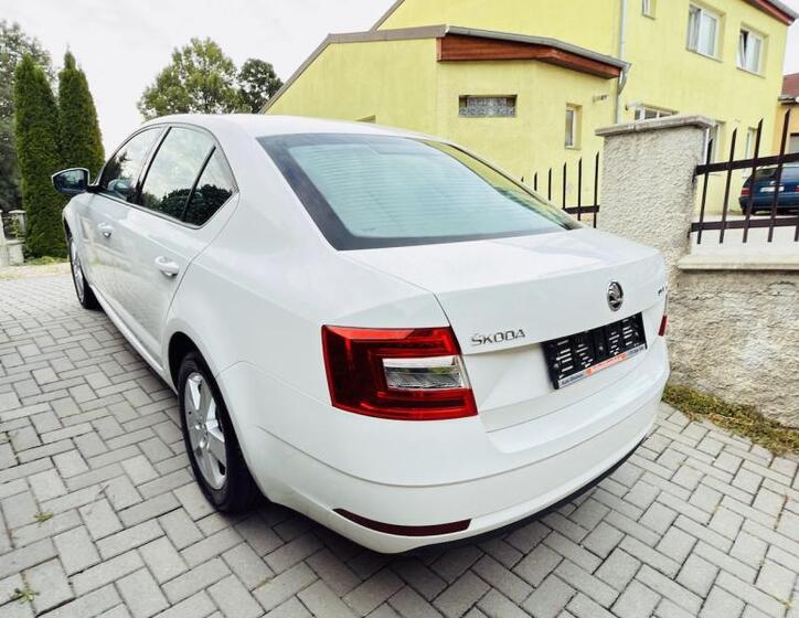 Škoda Octavia 14