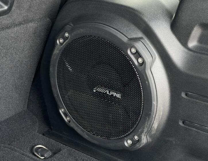 Jeep Wrangler 82