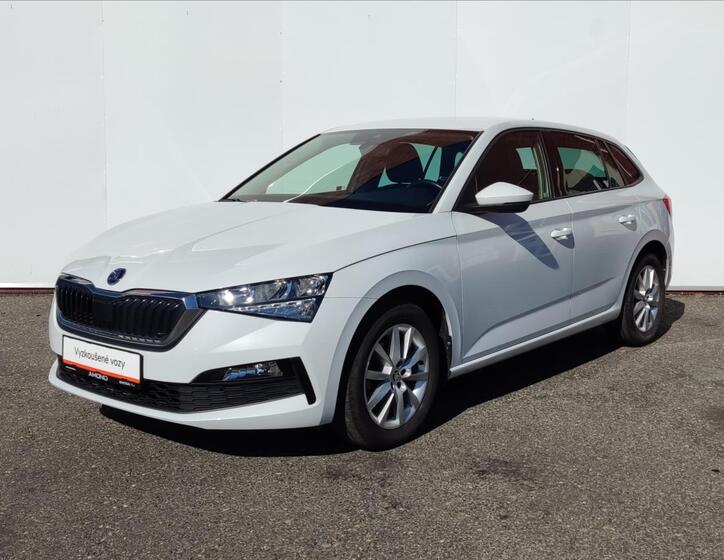 Škoda Scala 1