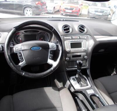 Ford Mondeo 17
