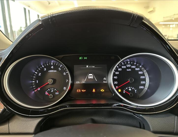 KIA XCeed 12