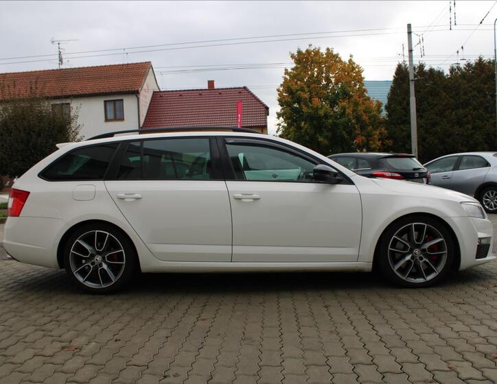 Škoda Octavia 3