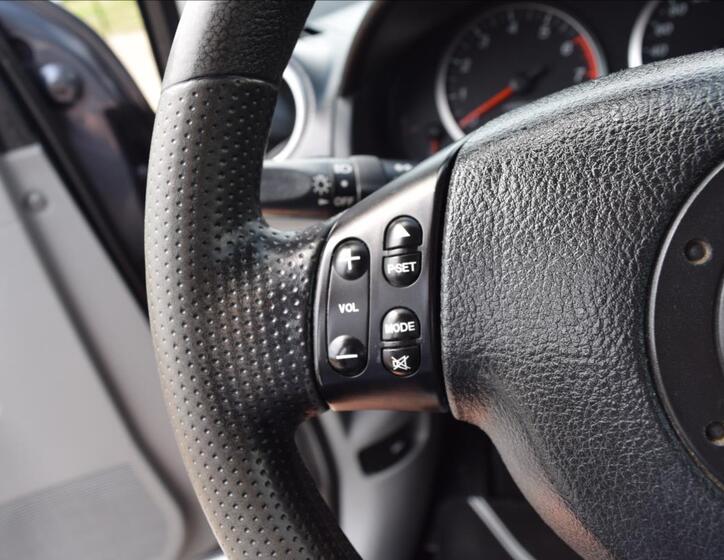 Mazda 2 34