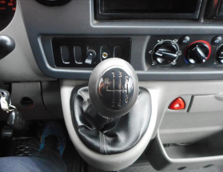 Renault Master 13