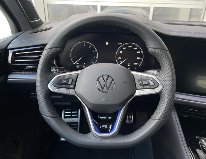 Volkswagen Touareg 23