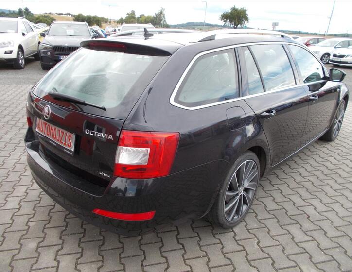 Škoda Octavia 11