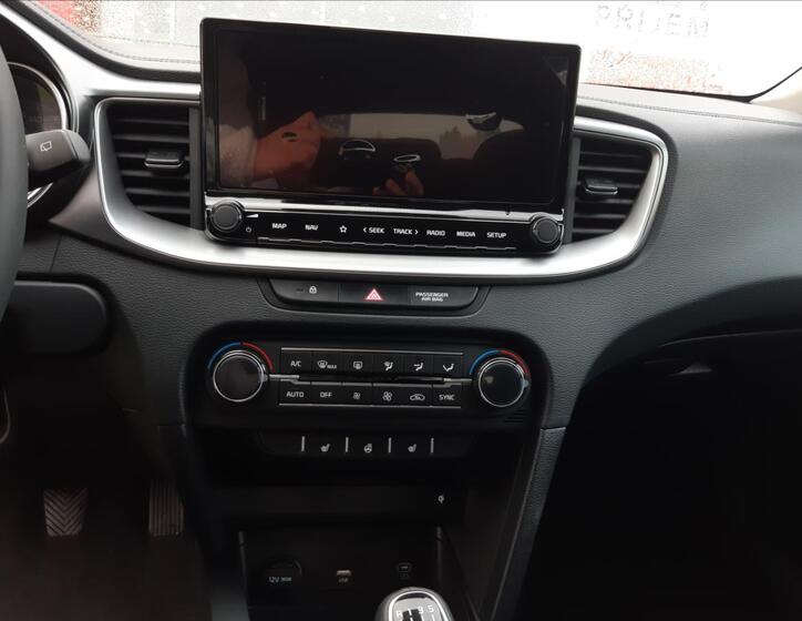 KIA Ceed 13