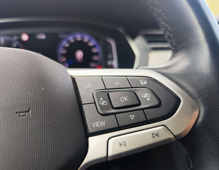 Volkswagen Passat 30