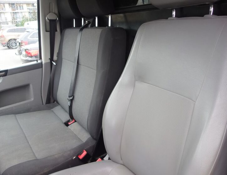Volkswagen Transporter 21