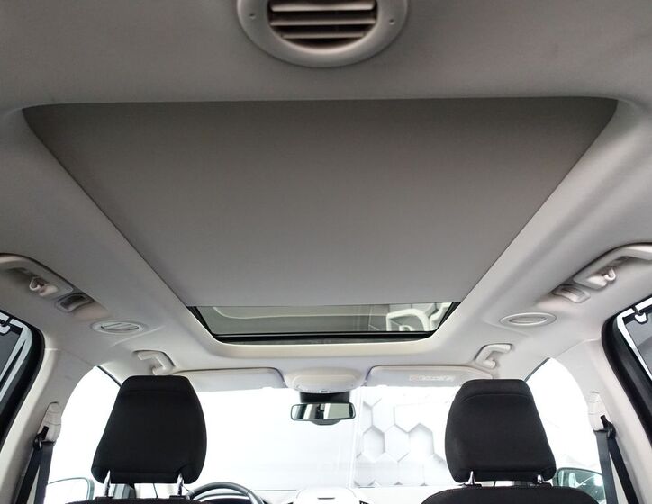 Ford Galaxy 32