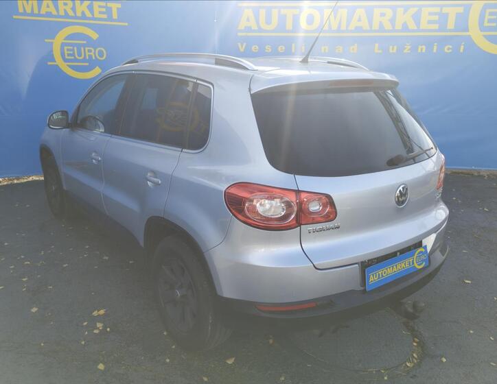 Volkswagen Tiguan 6