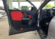 Mercedes-Benz GLA 9