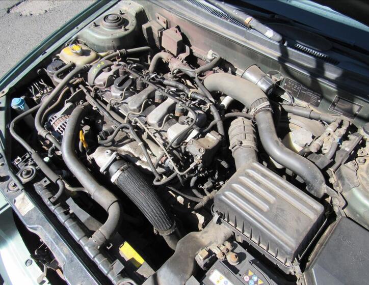 Hyundai Elantra 22