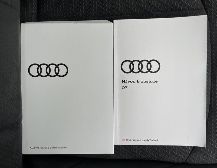 Audi Q7 20