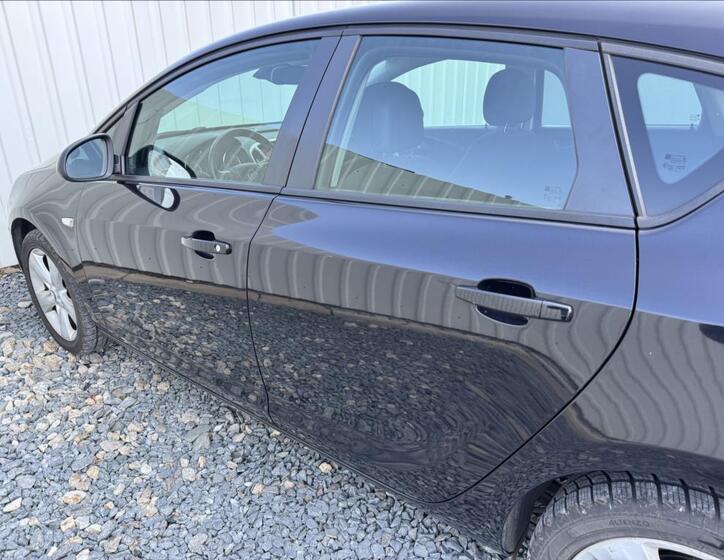 Opel Astra 18