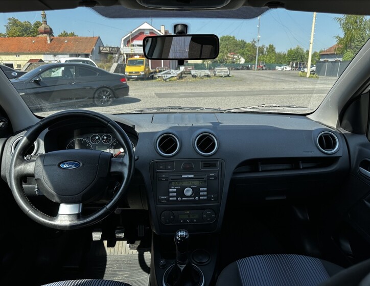 Ford Fusion 18