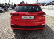 Hyundai i20 6