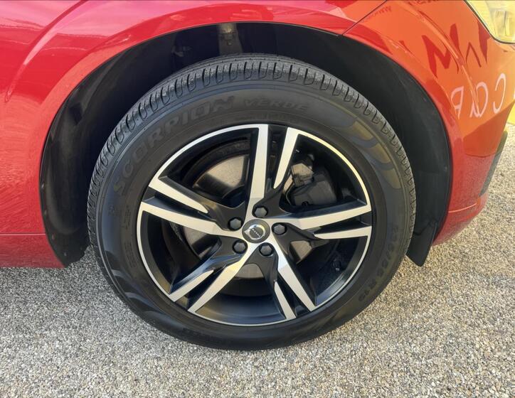 Volvo XC60 30