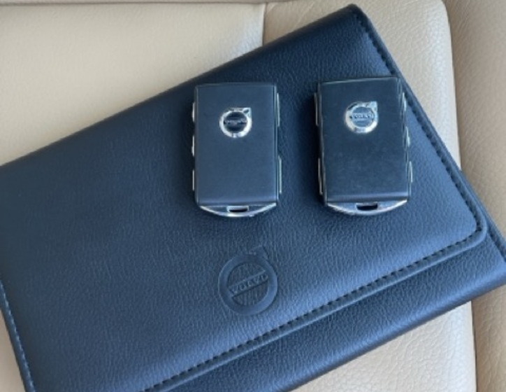 Volvo V90 2