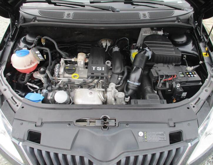Škoda Roomster 24