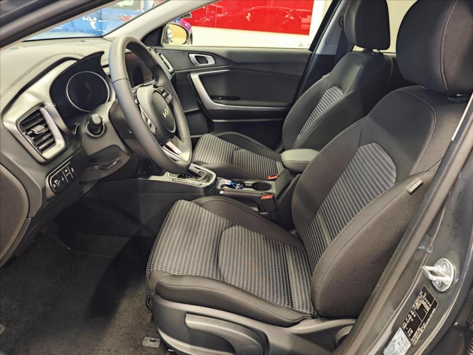 KIA Ceed 9
