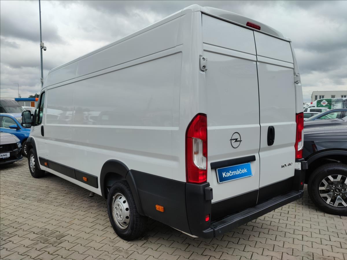 Opel Movano