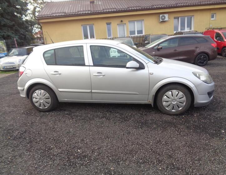 Opel Astra 7