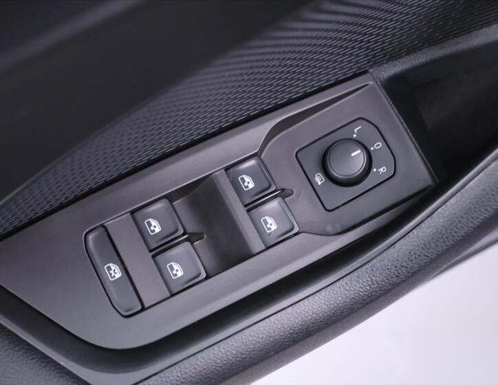Škoda Octavia 14