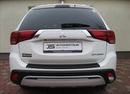 Mitsubishi Outlander 9