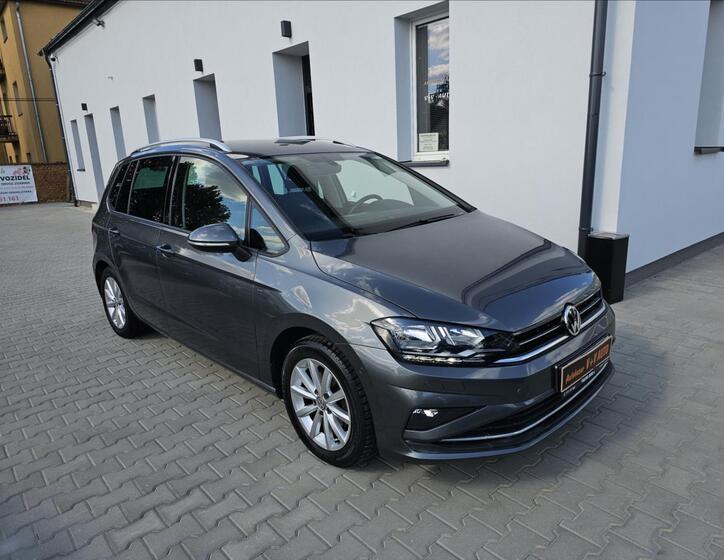 Volkswagen Golf Sportsvan 1