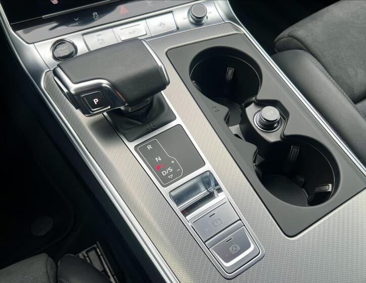 Audi A6 40