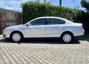 Volkswagen Passat 2