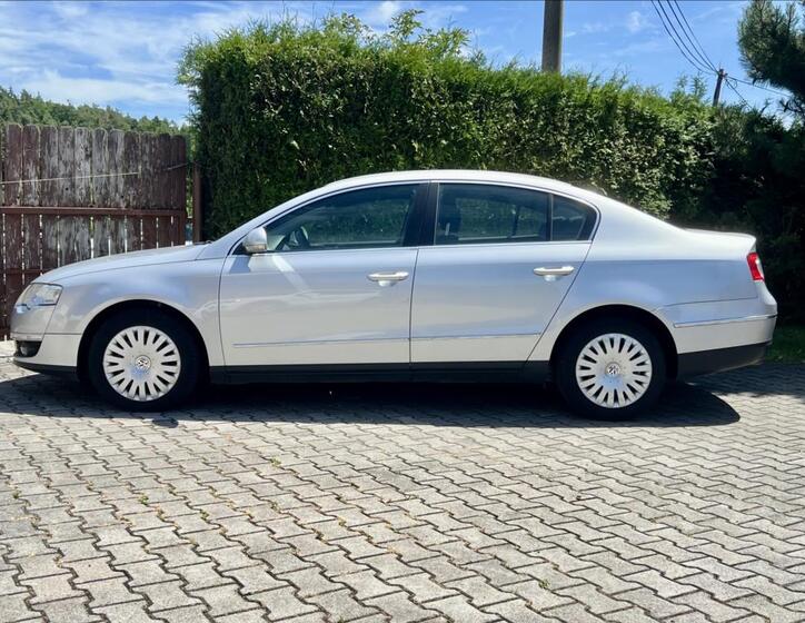 Volkswagen Passat 2