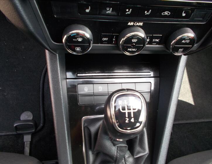 Škoda Octavia 19