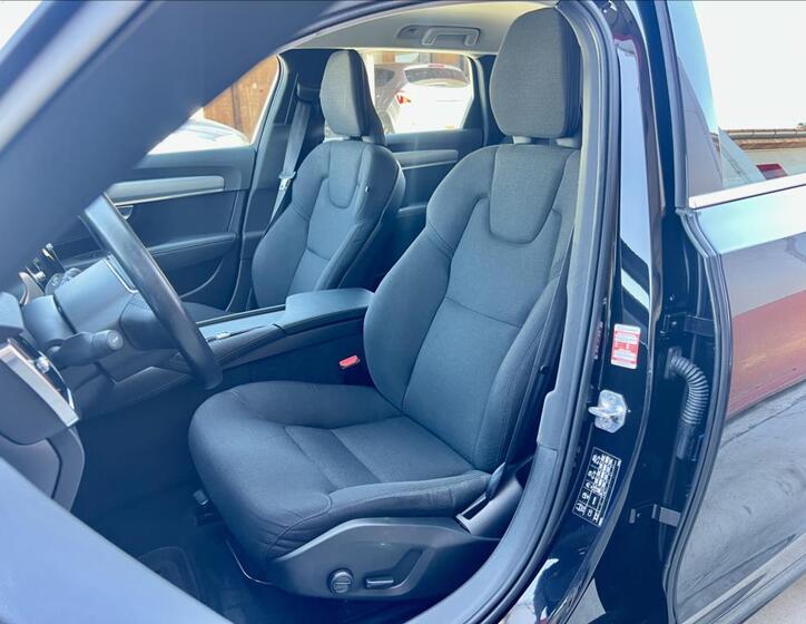 Volvo V90 10