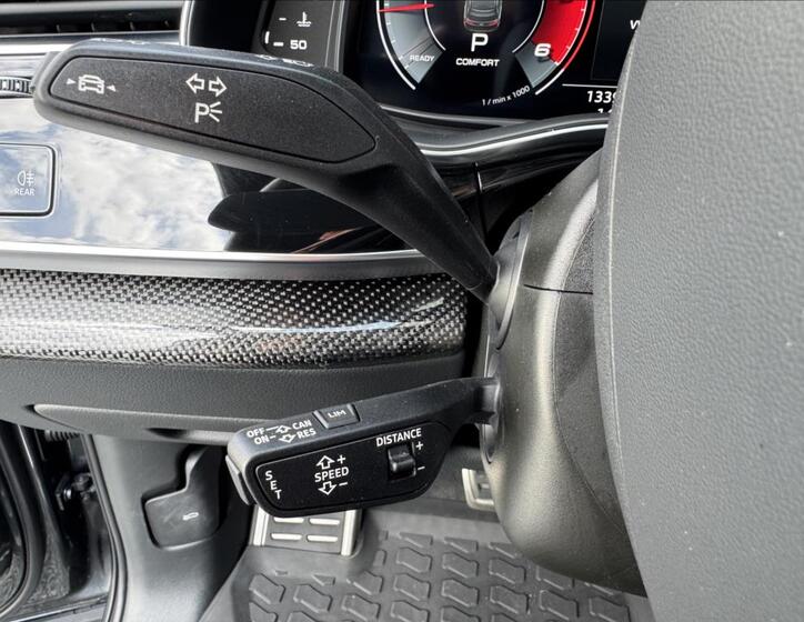 Audi SQ7 31