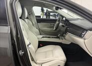 Volvo V90 11