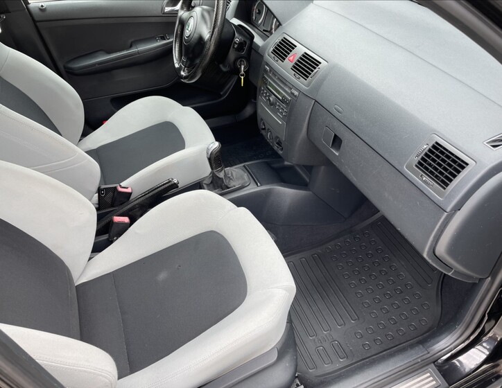 Škoda Fabia 17