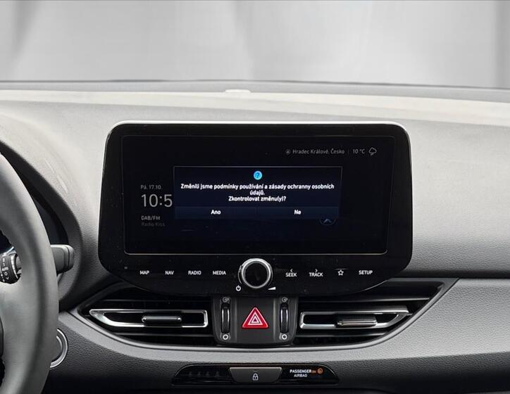 Hyundai i30 18