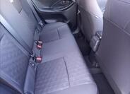Toyota Yaris 9