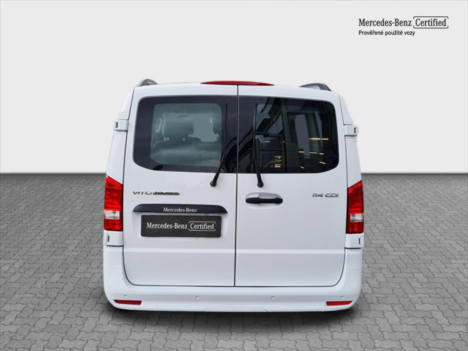 Mercedes-Benz Vito 4