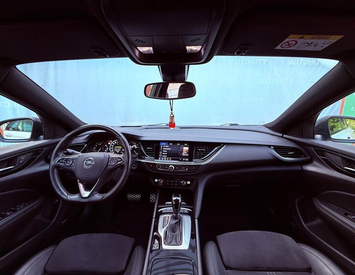 Opel Insignia 20