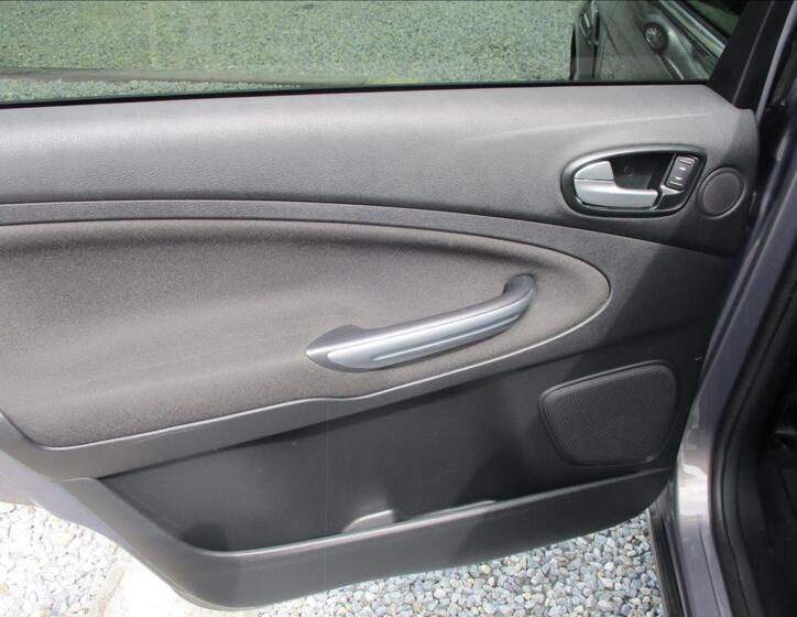 Ford S-MAX 15