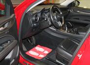 Alfa Romeo Stelvio 12
