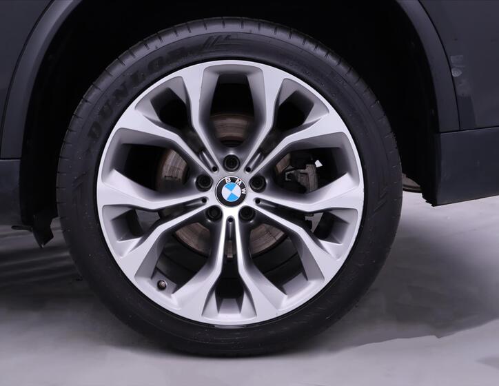 BMW X5 40