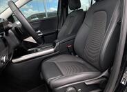 Mercedes-Benz GLA 10