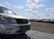 Toyota RAV4 13